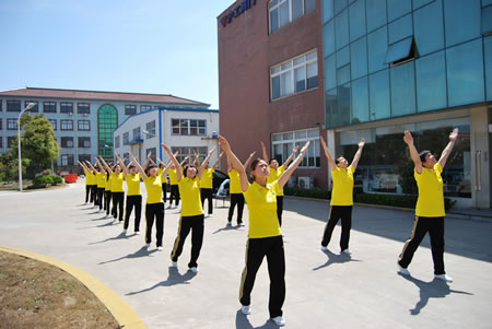 �Ϻ������y�T�S�_չ�ڰ��׏V���w�ٽ�����ӣ��D 1��