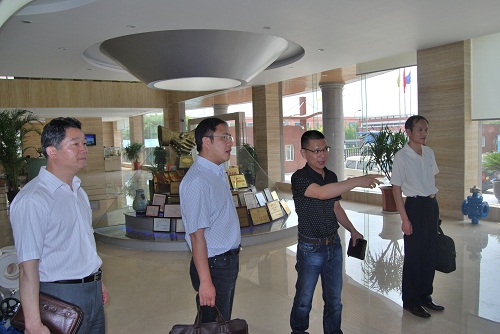 �й��ζ��^(q��)ί�y(t��ng)��(zh��n)�������L���^(q��)�y(t��ng)��(zh��n)���C(j��)�P(gu��n)�h��֧��ӛ������ͬ־���Ϻ������y�T�Sҕ�칤�����D 3��