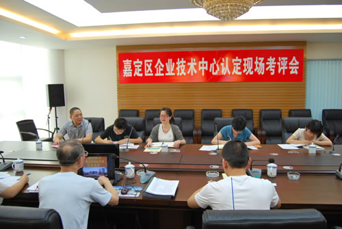 �D1 �����y�T�^����I���g�����J�����u���F��