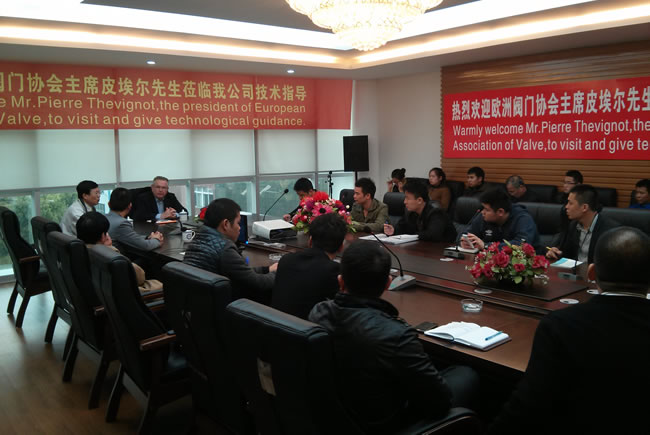 �W���y�T�f(xi��)��(hu��)��ϯƤ���������c�T���M(j��n)�м��g(sh��)����