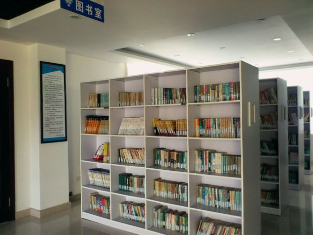 �����Ҝ��������ط����zӰ���һ�Ȫ�(ji��ng)���D 4��