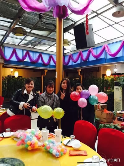 �Ϻ������y�T�S2017ӭ�����(hu��)���(d��ng)���D2��