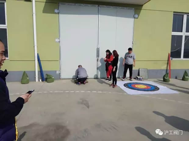 �Ϻ������y�T�S���ӡ�2017��ζ���I�Ļ��ꡱ��I���T�λ�ӣ��D8��