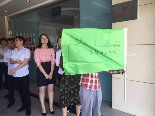 �Ϻ������y�T�S���ľ������P(y��ng)�ഺ���|(zh��)��չ���(d��ng)���D4��